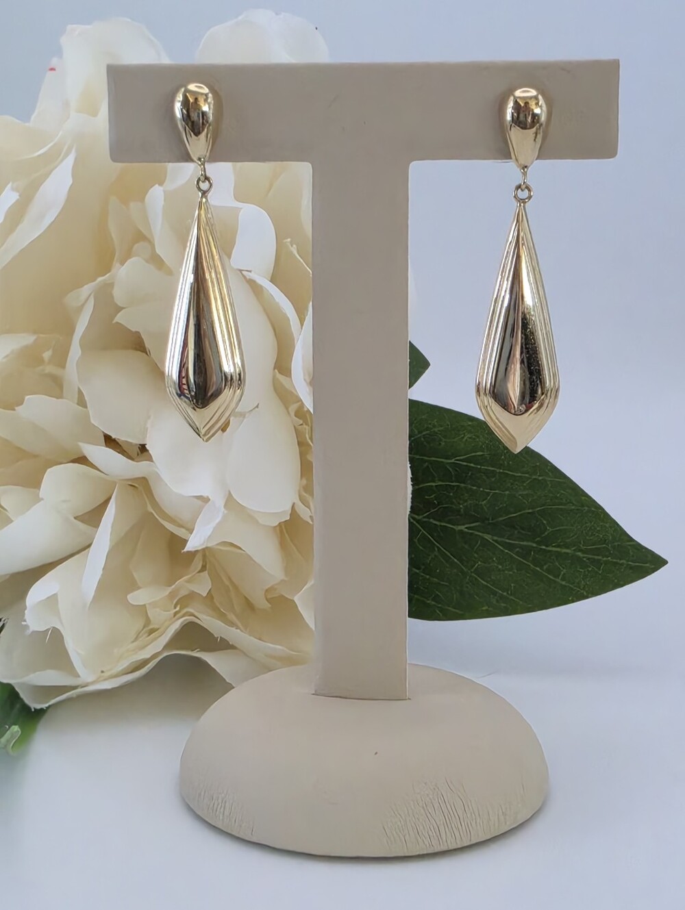 14k Yellow Gold Elongated Teardrop Art Deco Style Dangle Earrings - Picture 2 of 13